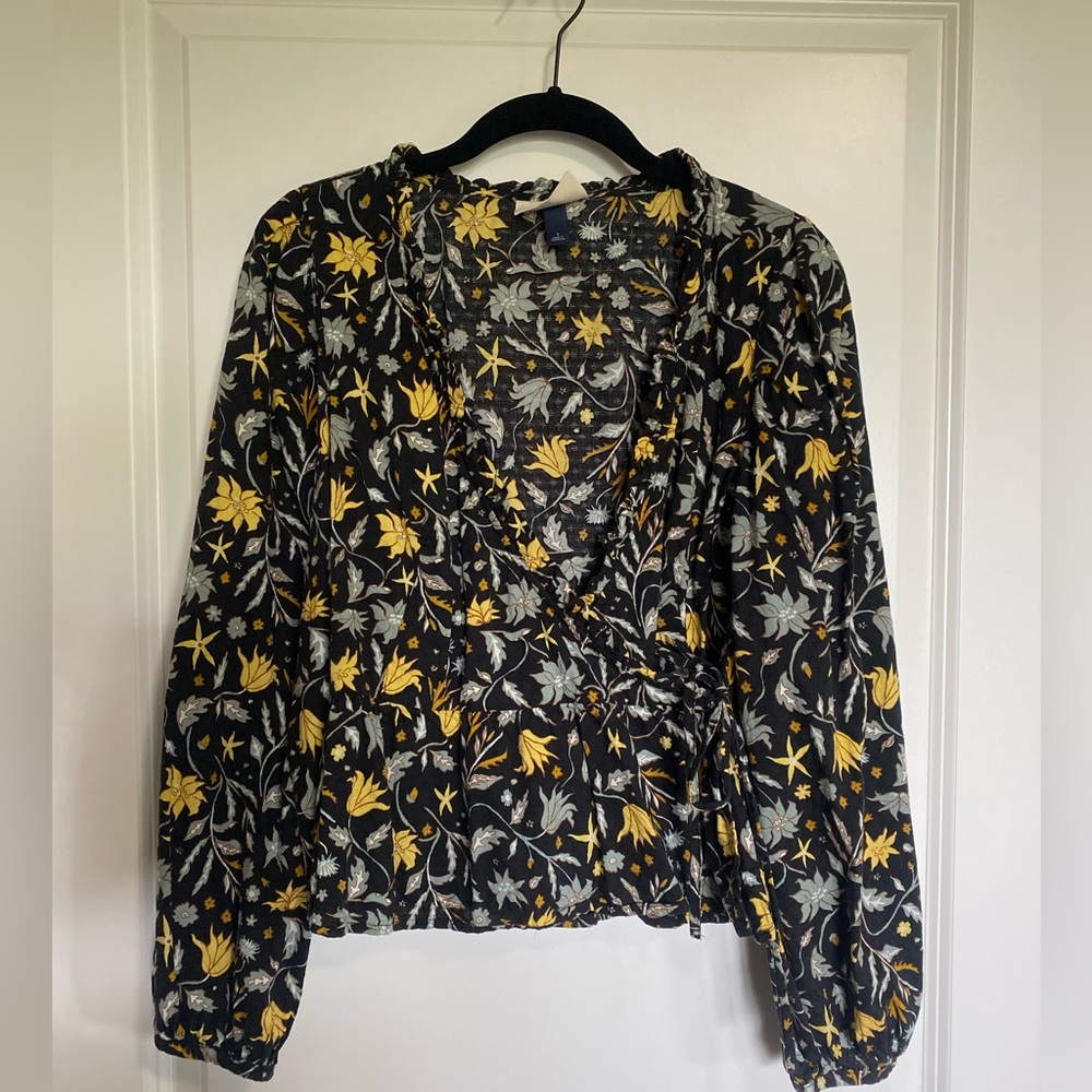 universal thread floral wrap blouse